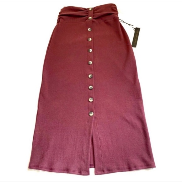 House Of Harlow 1960 Deep Burgundy Knit Midi Skirt With Buttons, Size Medium - Picture 5 of 13